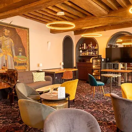 Le Boutique Beaune (Cote d'Or)