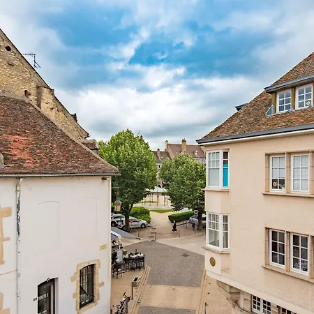 Le Boutique 3* Beaune (Cote d'Or)