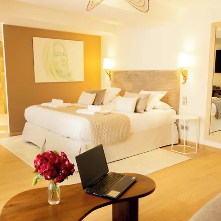 Le Boutique Hotel